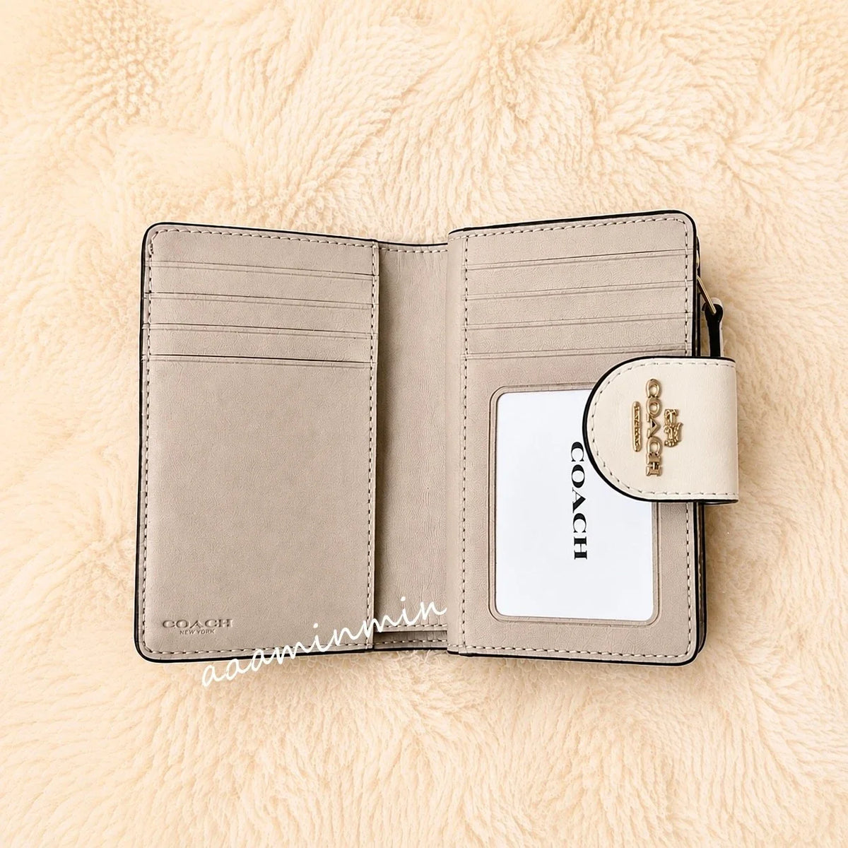 COACH CW530 Medium Corner Zip Wallet Star Print