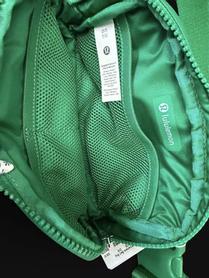 Lululemon Everywhere Belt Bag Emerald Green 1L